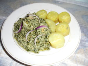 Ndolè, recette, cuisine, arachide. Plat de ndolè prêt à être servir