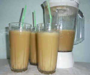 smoothie à la banane, ananas