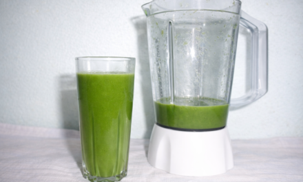 Jus Vert Détox : Persil, Concombre et Pomme pour un ventre plat